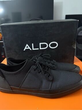 ALDO Men's All-Black Low-Top Canvas Lace-Up Sneakers